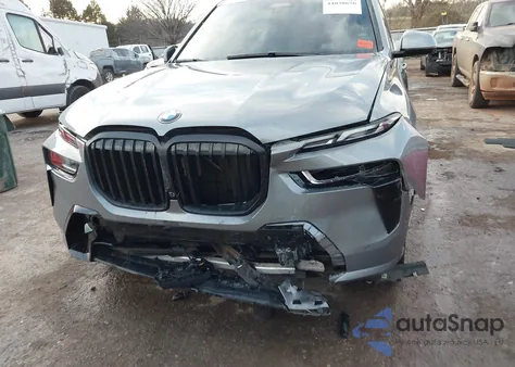 2024 BMW X7 xDrive40I z USA, uszkodzony, nr VIN 5UX23EM07R9S47451